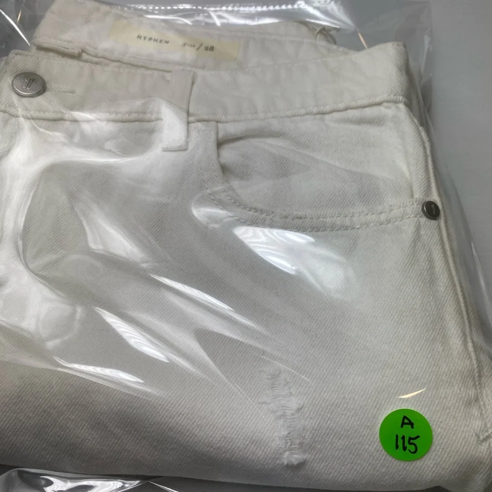 Pilcro White Cropped Raw Hem HYPHEN Distressed Jeans Mid-Rise Boho‎ Denim Sz 28